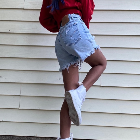 VTG 90’s Levis 512 Cut Off High Rise Denim Shorts - Picture 3 of 4